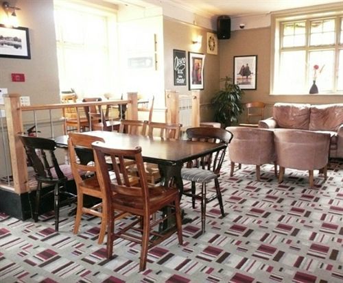 The Cranley Hotel Cranleigh Buitenkant foto